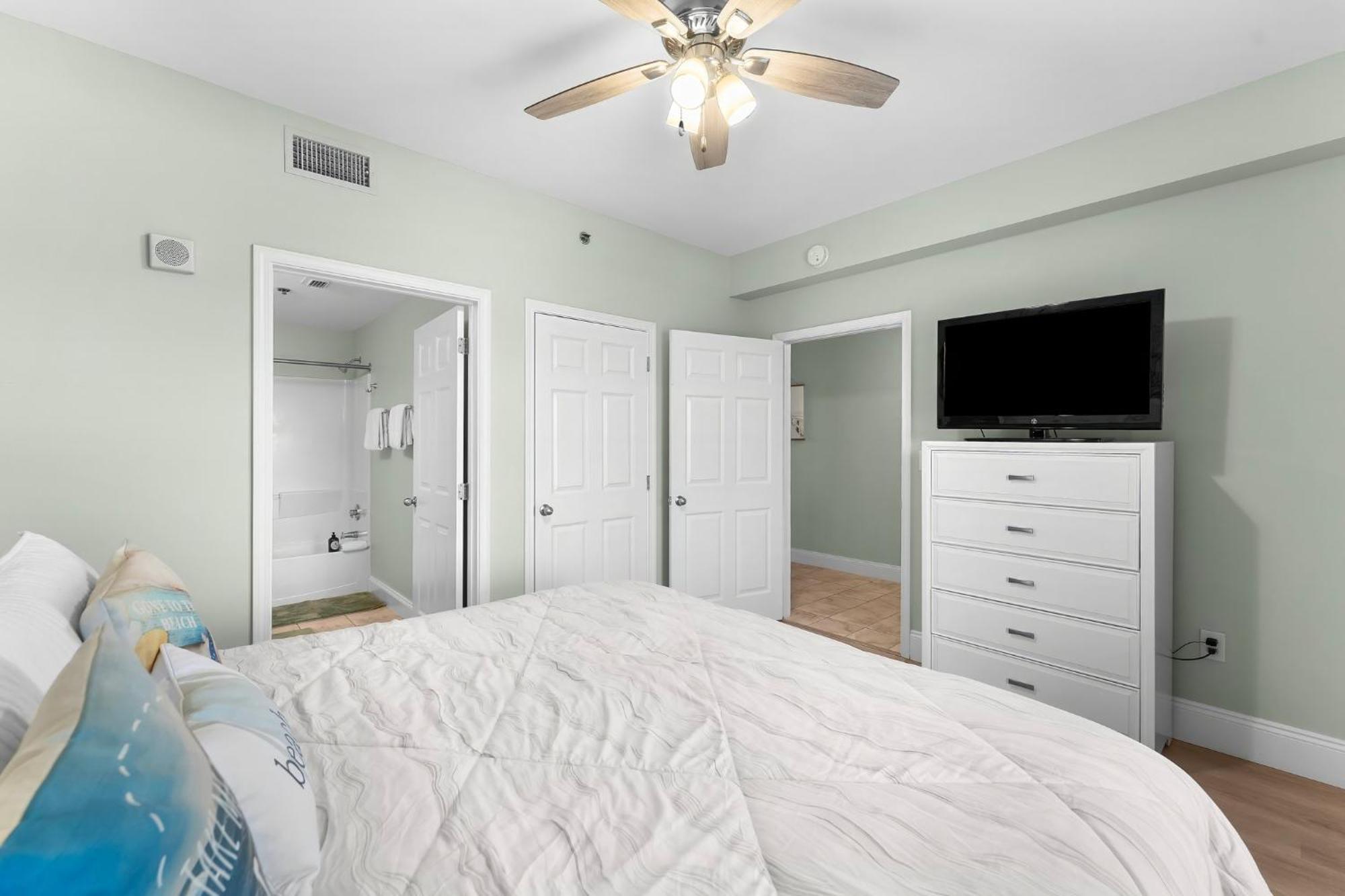 Living Right At Laketown Wharf #1016 By Nautical Properties Panama City Beach Exterior photo